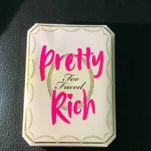 Too Faced Pretty Rich Palette! Perfect for fall! Matte, shimmer and glitter!
